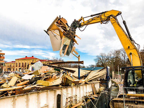 Best Yard Waste Removal  in Hanover, MN